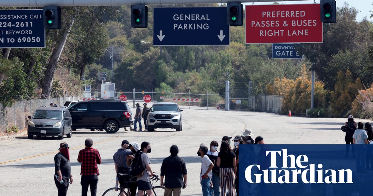 Los Angeles Dodgers nega a entrada dos agentes de gelo no Dodger Stadium | Los Angeles