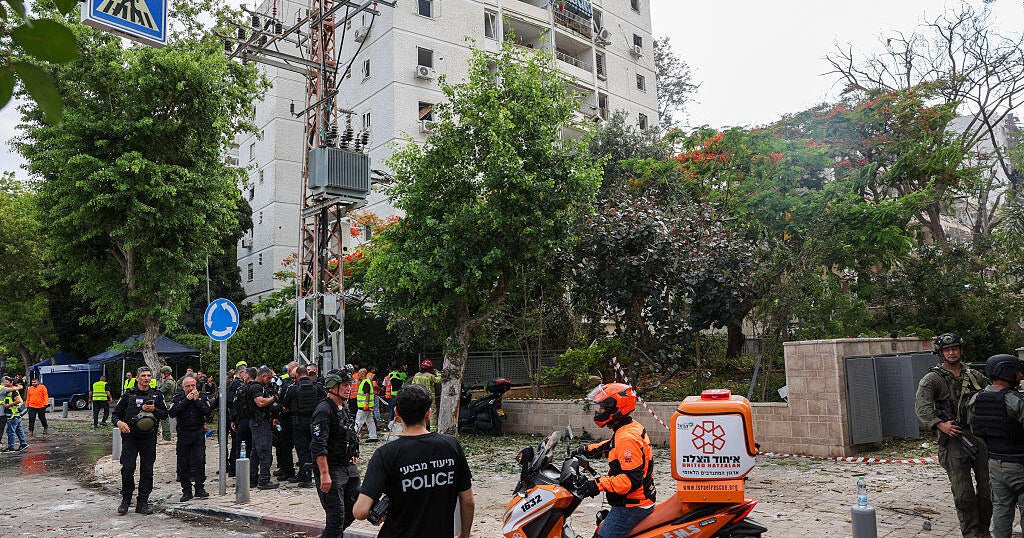 Mais de uma dúzia ferida em Israel em um ataque de mísseis iranianos ...
