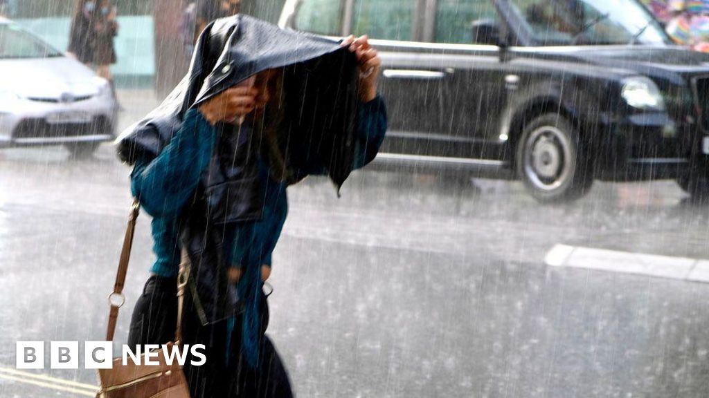 Met Office Questões Aviso de tempestade para o sul da Inglaterra e País de Gales
