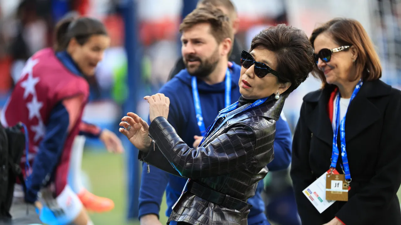 Michele Kang assume presidência do Lyon Após Demissão de John Textor