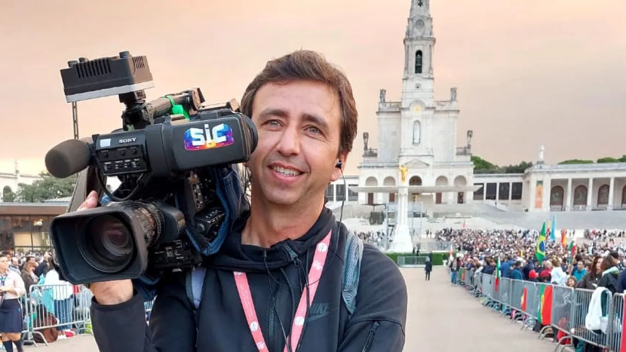 Morreu Eurico Bastos, repórter de imagem da SIC. Tinha 49 anos