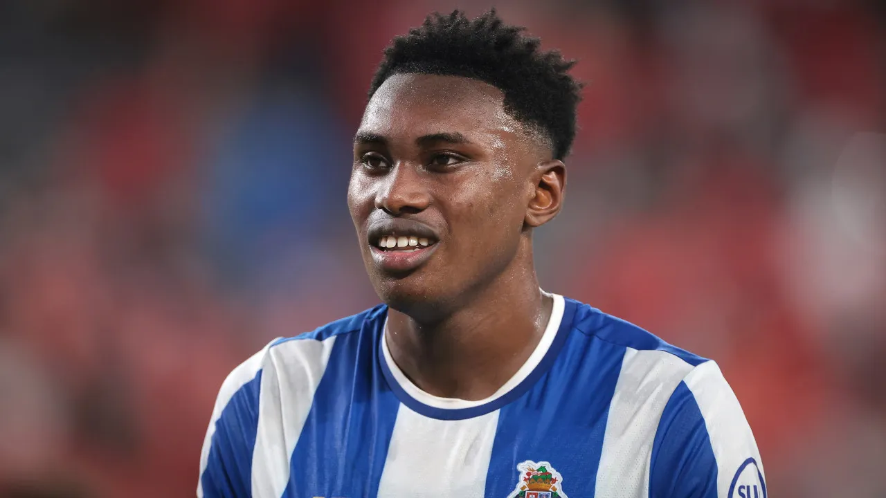 Não é a conceção. Juventus ATENTA AURO CRAQUE DO FC PORTO