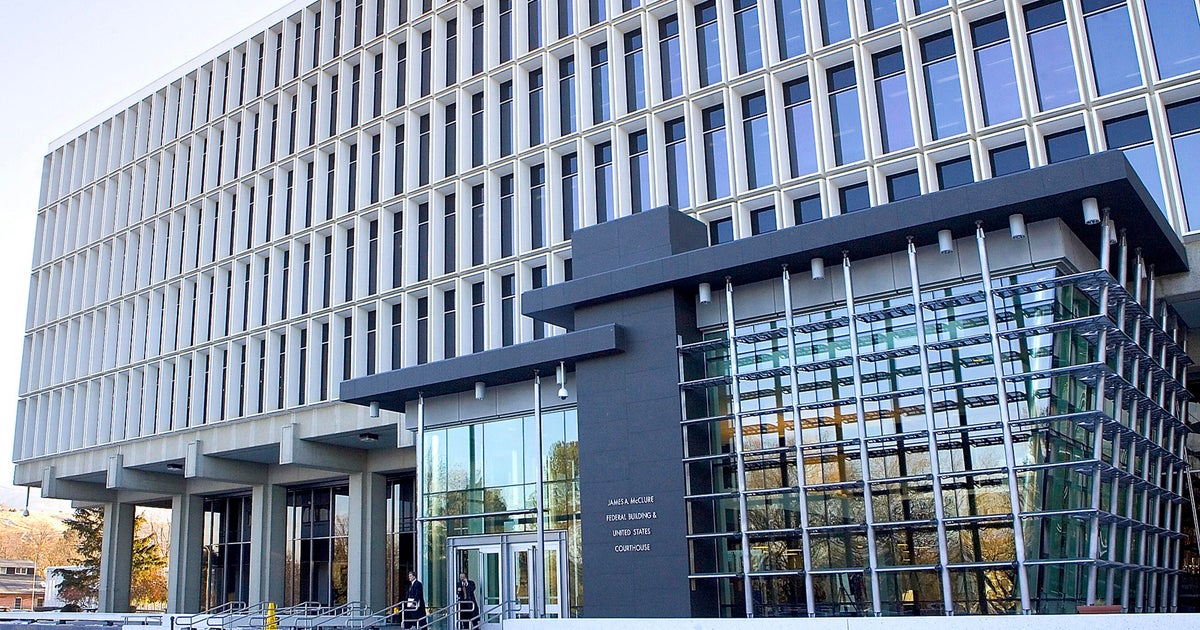 O processo desafia a nova lei de Idaho que restringe os benefícios para ...