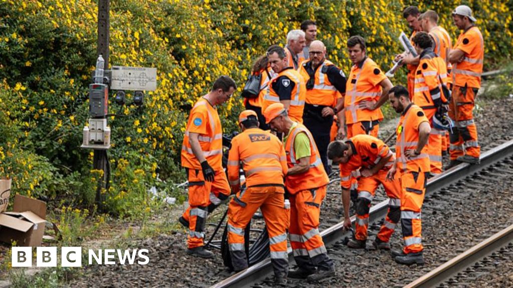 Os passageiros do Eurostar enfrentam atrasos graves após roubo de cabo