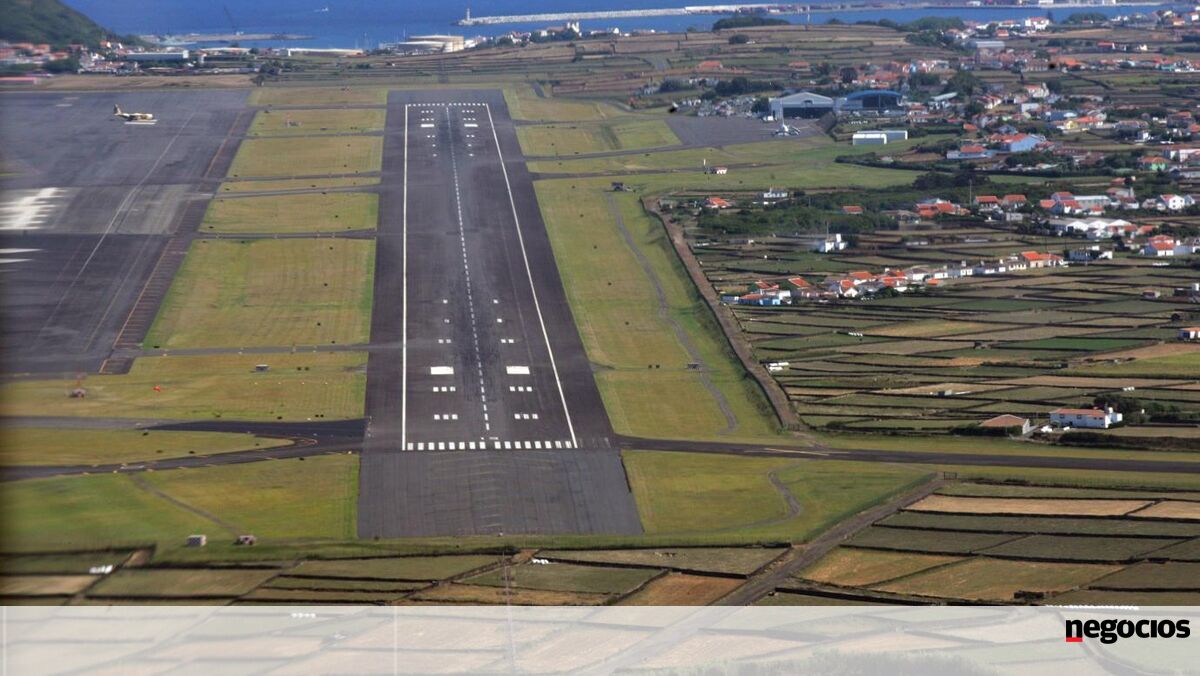 PS quer que governão esclareça Presença de Aviões Reabastecedores na Base Das Lajes - Lusa