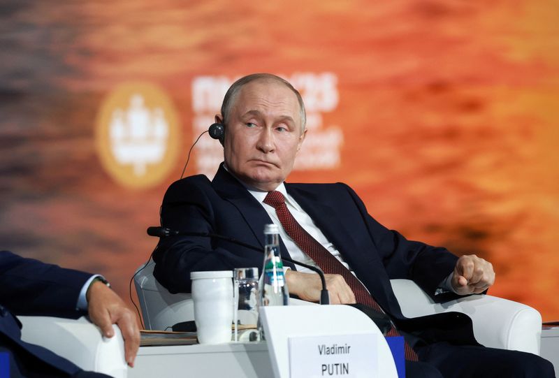 Putin diz que Rússia não busca rendição da Ucrânia, mas quer que ela reconheça realidade