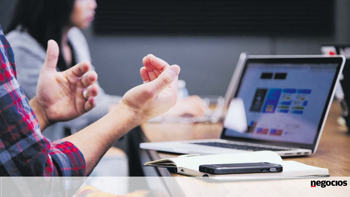 Quase Um Terço dos Empregos em Portugal São "Para a Vida" - Emprego