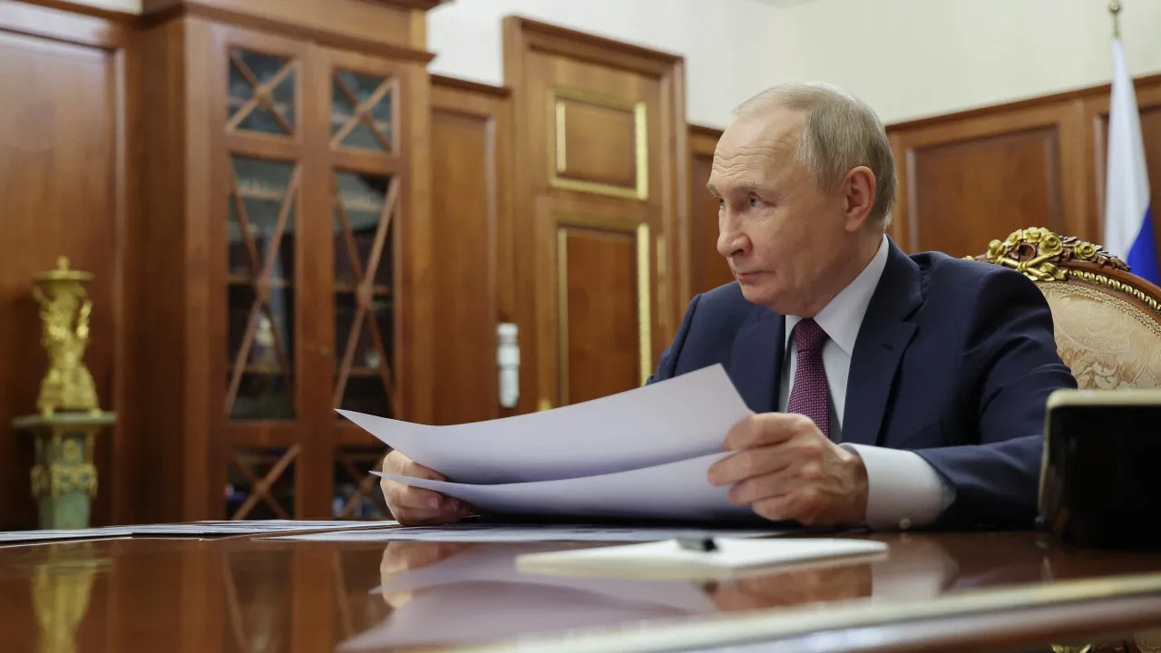 Reunião com Zelensky? Putin Disponível Mas (Só) Não "final" de Negociachações