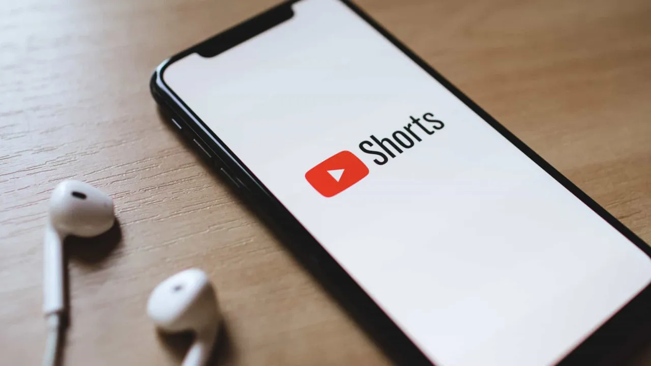 Shorts do youtube tem ceca de 200 mil milhões de visualizações por