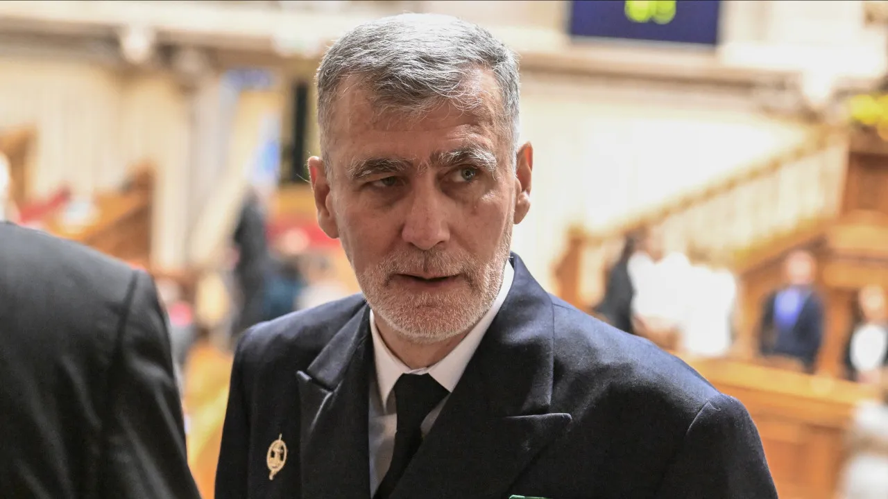 "Só DeVentos Julgar Um Governo Depois de Ter Tido Tempo"
