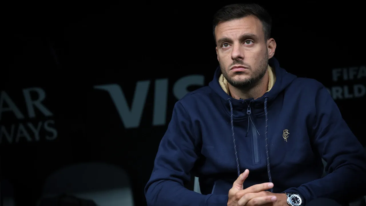 "Temo Que Estes 6 mesas de Anselmi no FC Porto Sejam para deitar ao Lixo"