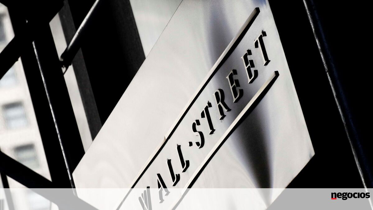 Tensões no Médio Oriente Pressionam Wall Street. Boeing Reduz Perdas - Mercados Num Minuto