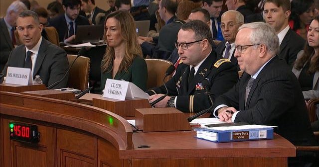 Testemunhas descrevem o chamado de Trump com o presidente da Ucrânia ...