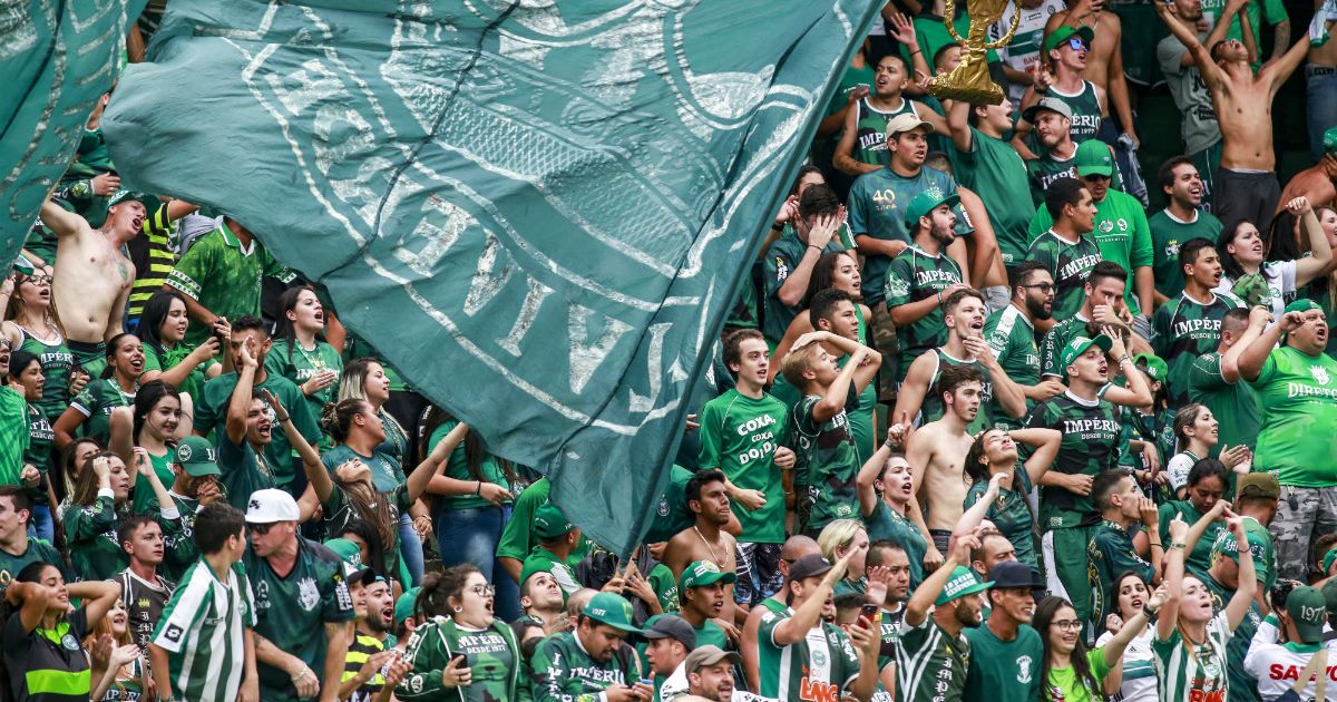 Torcida do Coritiba Esgota Ingressos para Clássico Contra O Athleto Na Arena