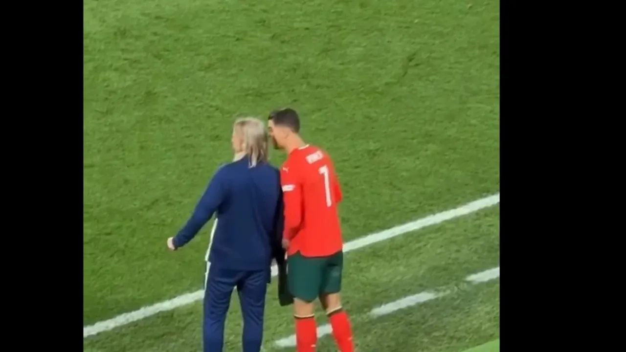 Um Cena Repeate-Se. Cristiano Ronaldo 'Virou' Treinador No Portugal-Espranha