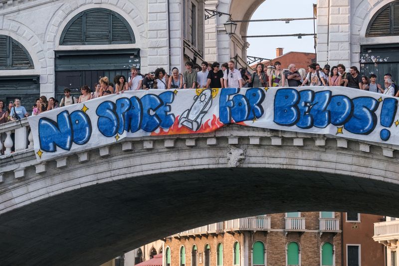 Veneza se divide antes do "casamento do século" do bilionário Jeff Bezos