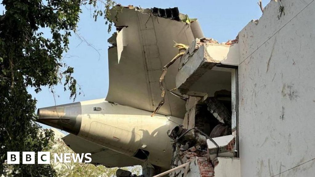 A Autoridade de Aviação diz que os interruptores de combustível estão seguros
