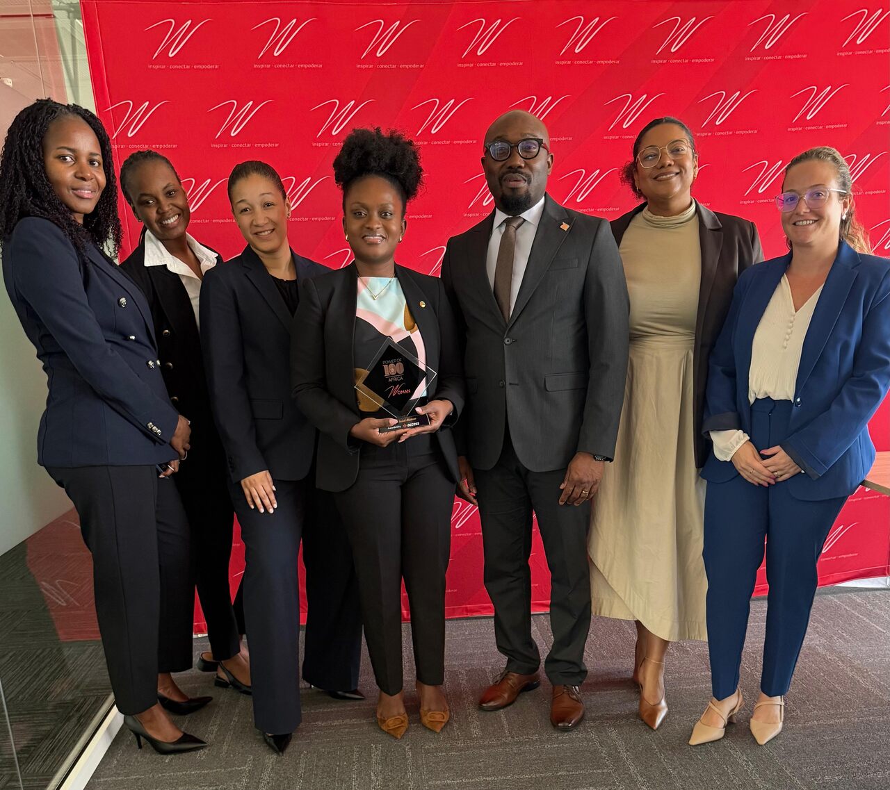 Access Bank Homenageia Jocelyne Machevo Pelo Seu Contributo Para o Desenvolvimento de África • Diário Económico
