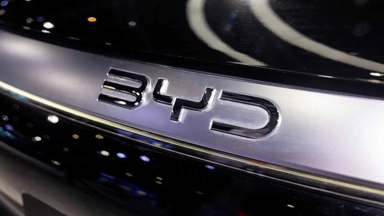 BYD abranda planos de produção na Europa. Eis o motivo