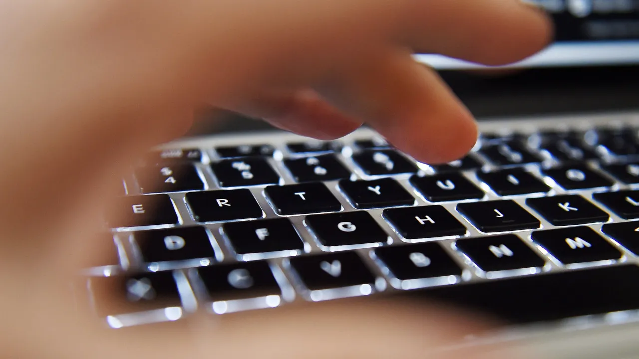 Cabo Verde Pede Esforço Conjunto Lusófono Contra Desinformáção Digital