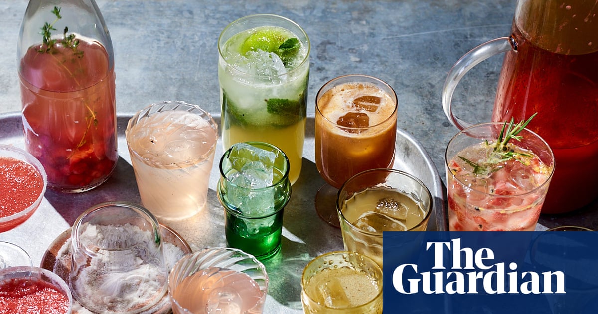 Coquetéis em lote: The Summer Party Lifesavers | Chefs