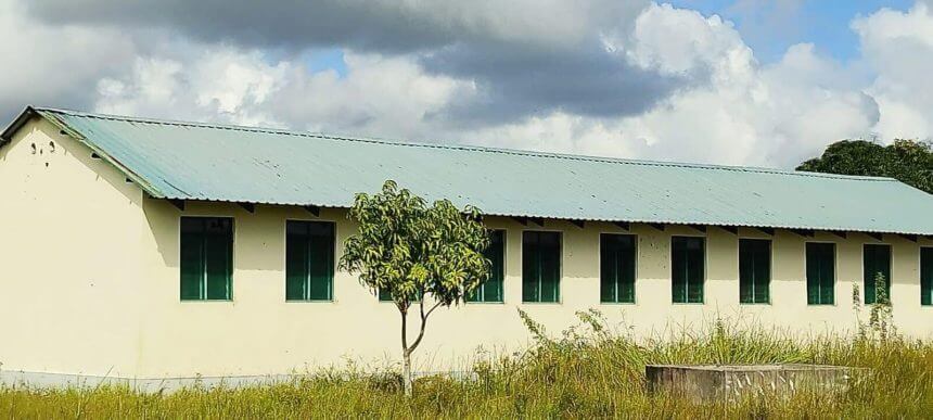 Escola conclunda em Quelimane Continua Fechada por impasse Entre Município e Governo Provincial