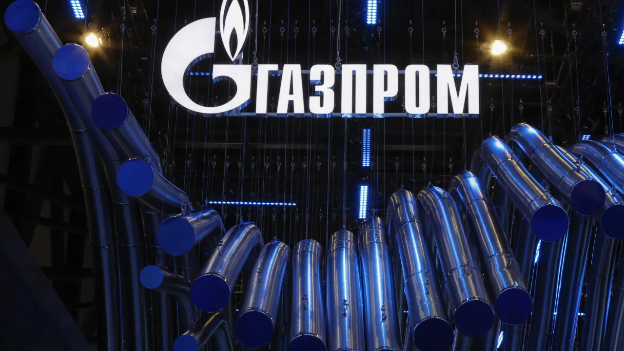 Exportações russas de gás liquefeito caem 22% devido a sanções europeias