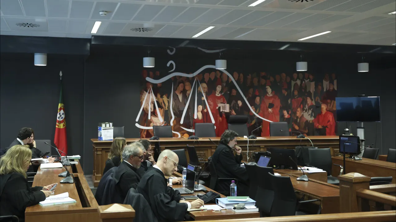 Férias Judiciais Começam Hoje Com Interrupção de Julgamentos Mediácicos