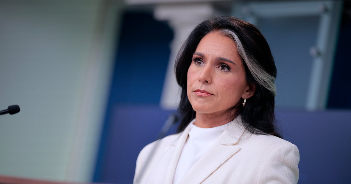 Gabbard libera mais documentos da Rússia, provocando preocupações o ...