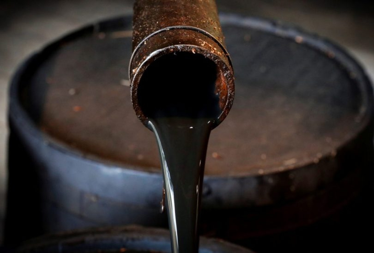 Governo PLANA DESENVOLVER REFINARIA DE PETRÓLEO que VAI Processar 60 mil Barris por Dia