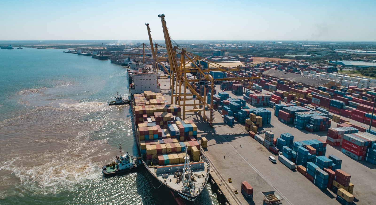 Governo Promete Solução Para Acesso Directo ao Porto da Beira Ainda Este Ano • Diário Económico