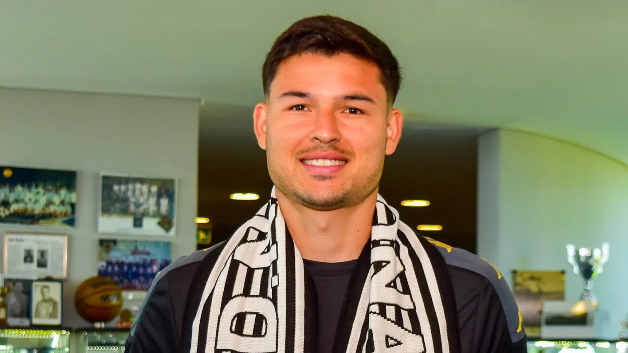 Jesús Ramirez Regressa Ao Nacional APÓs Uma Época No Vitória SC