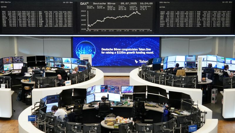 Mineração e saúde impulsionam ações europeias, com negociações comerciais entre EUA e UE em foco