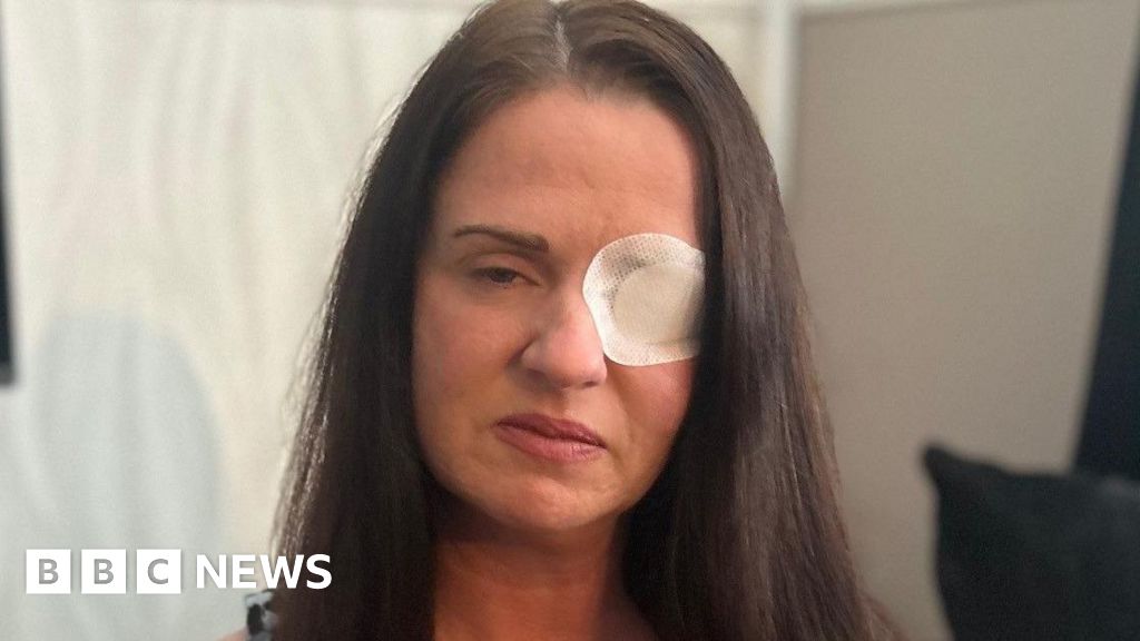 Mulheres do condado de Durham adoecem quando o botox falso pede desculpas
