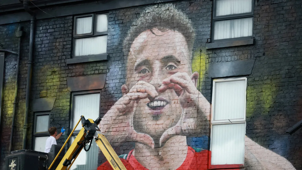 NASCE Novo Mural Num Bar Em Liverpool para Eternizar Diogo Jota