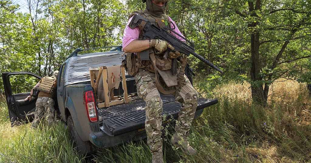 Nós interrompemos algumas remessas de armas para a Ucrânia, Casa Branca ...