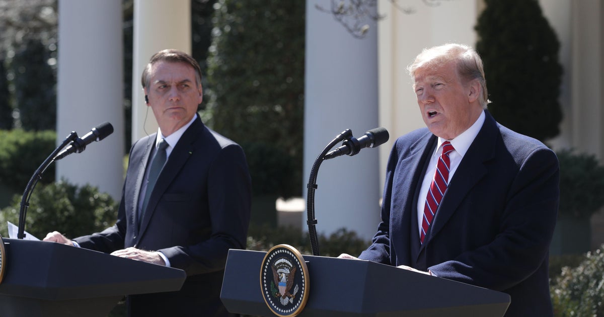 O promotor do Brasil diz que o ex-presidente Jair Bolsonaro, um Trump ...