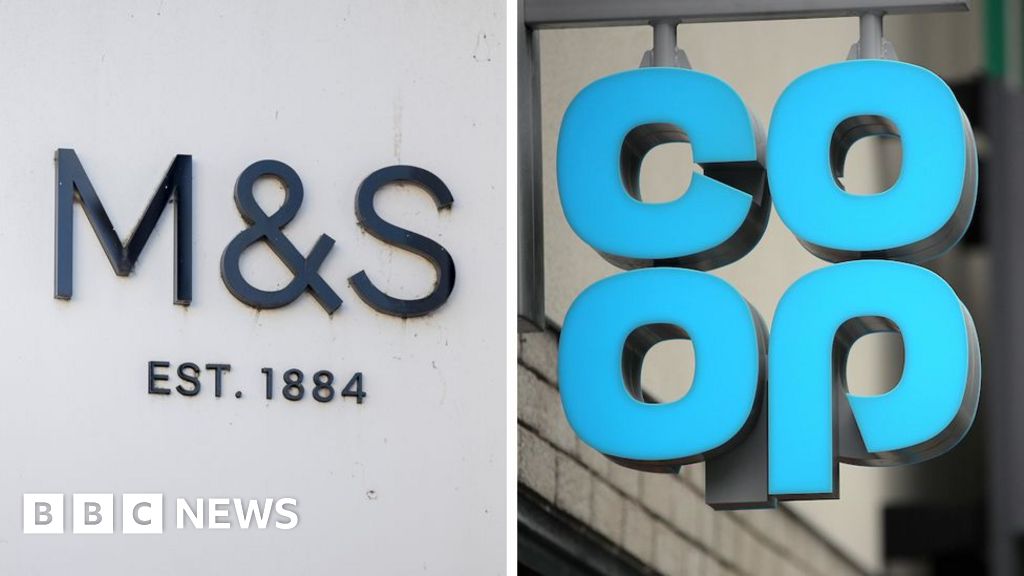 Quatro presos em conexão com M&S e cooperativos ataques cibernéticos