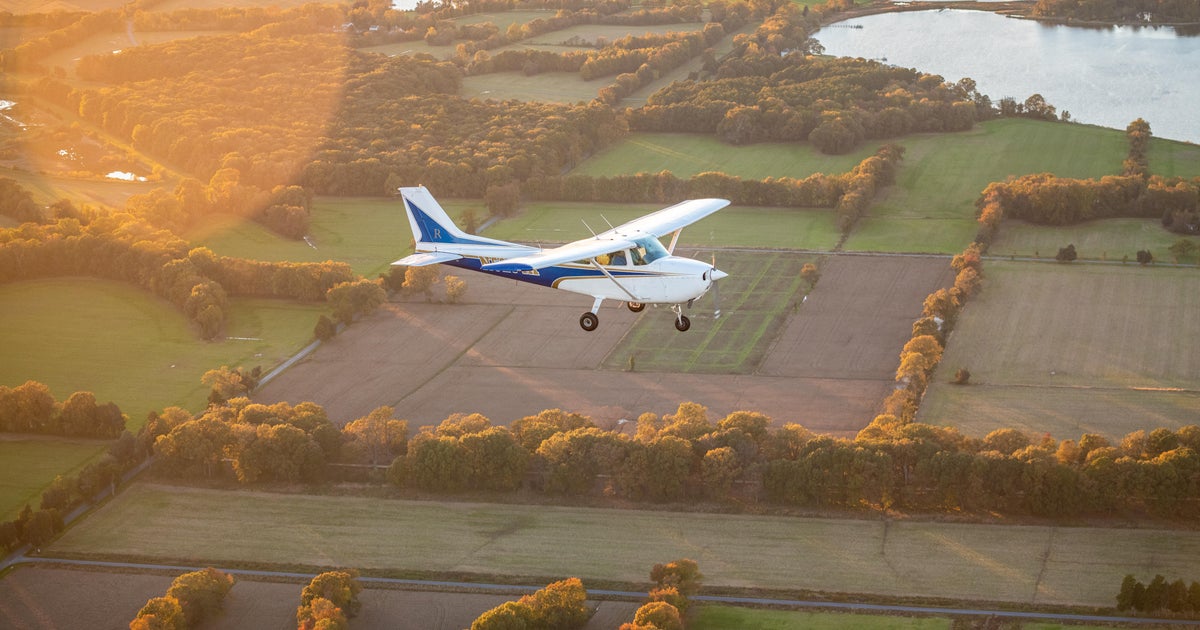 Relatório de vôos de terrenos de pequenos aviões sequestrados em Vancouver ...