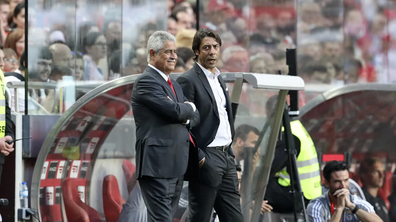Rui Costa Quebra 'quatro em Linhnha' no Benfica. E luís filipe vieira?