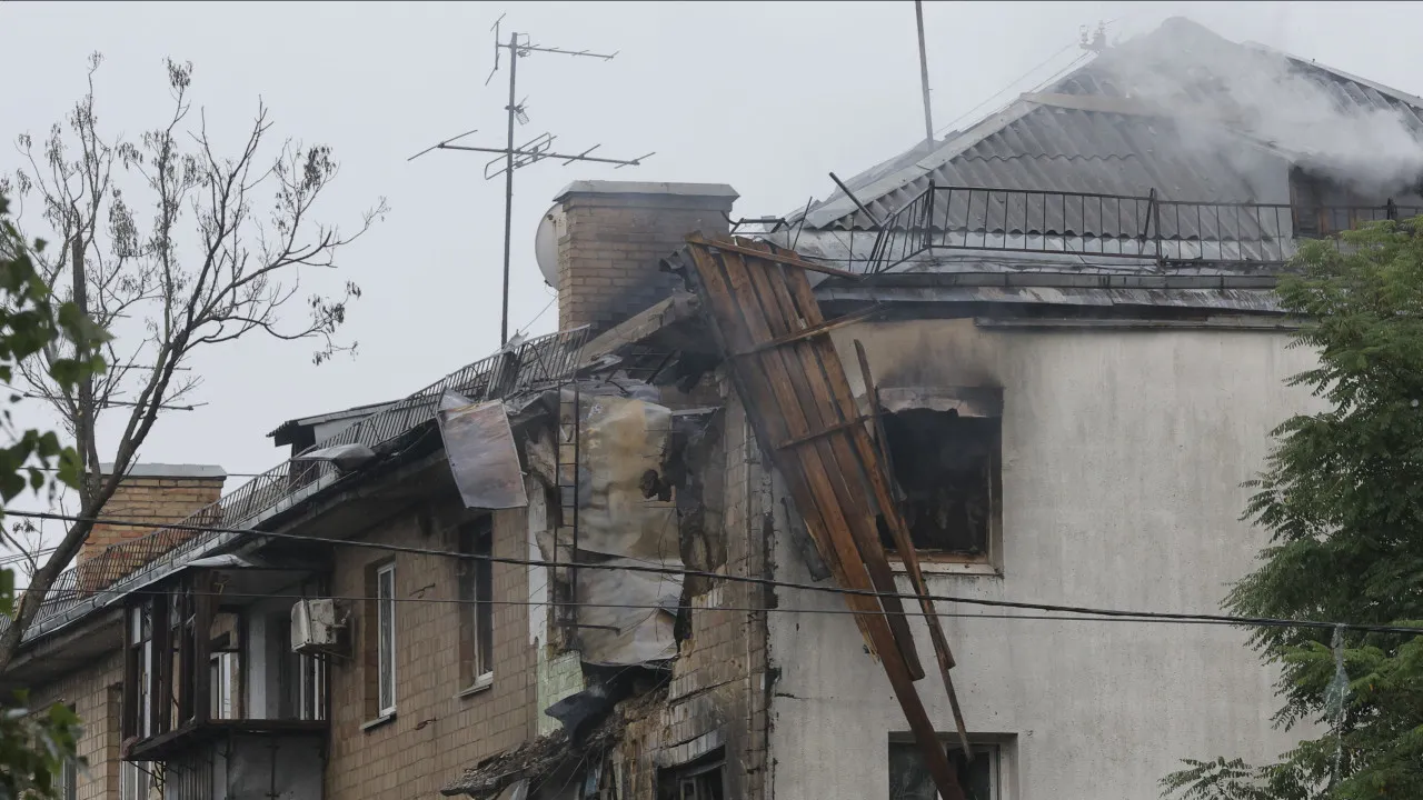 Rússia Lança Novo Grande Ataque Noturno e Faz Dois Mortos em Kyiv