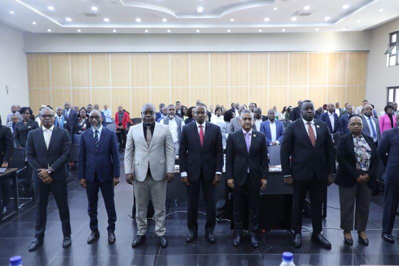 Salim Valá realça urgência de autonomia e inovação no desenvolvimento económico de Moçambique
