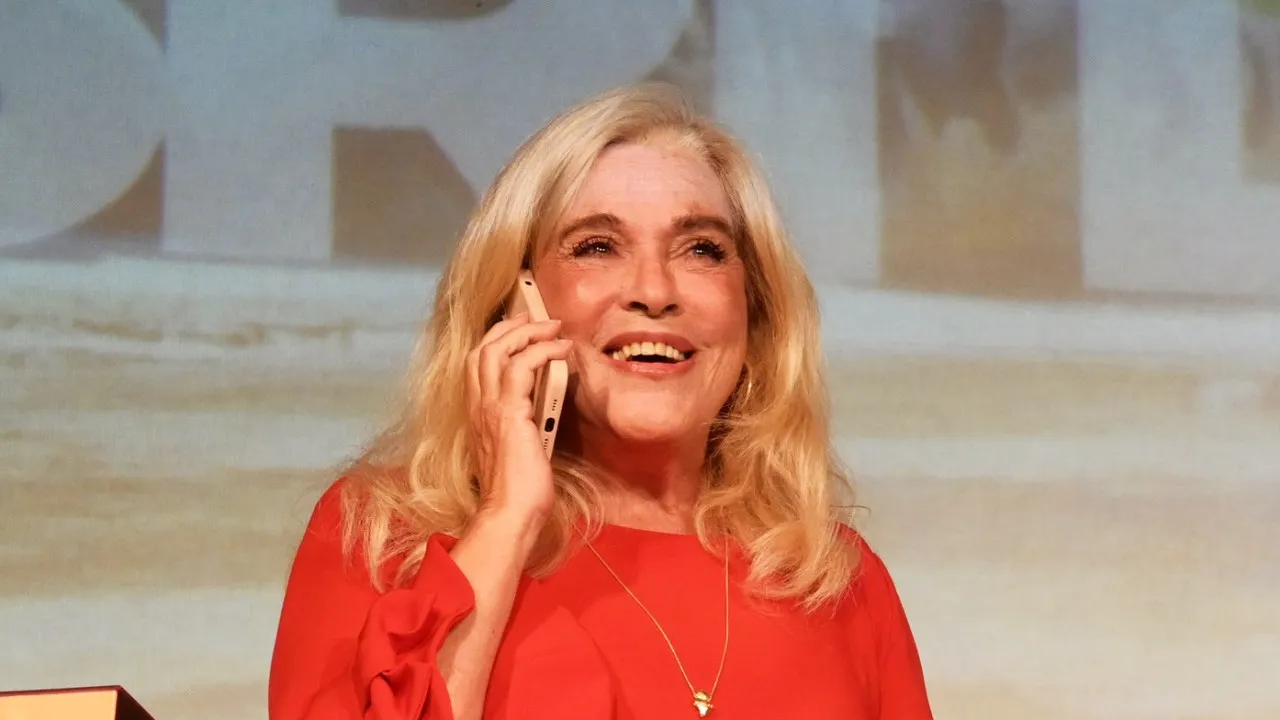 Teresa Guilherme de cadeira de rodas após sofrer acidente nas férias
