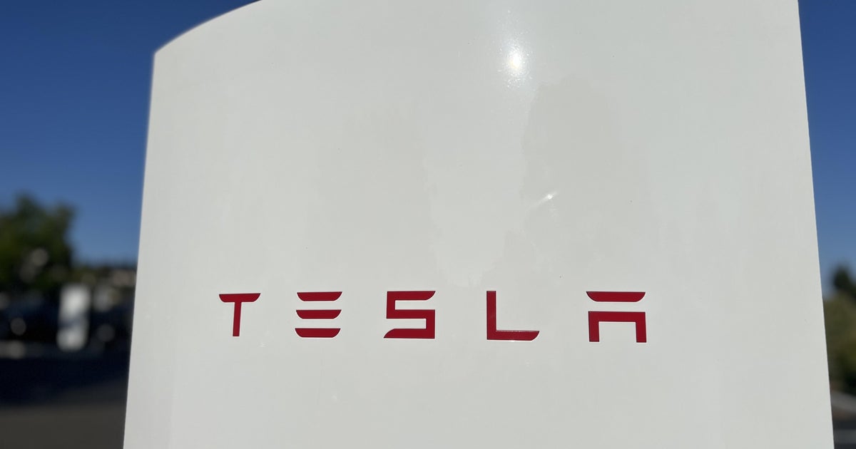 Tesla Luct mergulha no segundo trimestre quando a vez de Musk para Pol ...