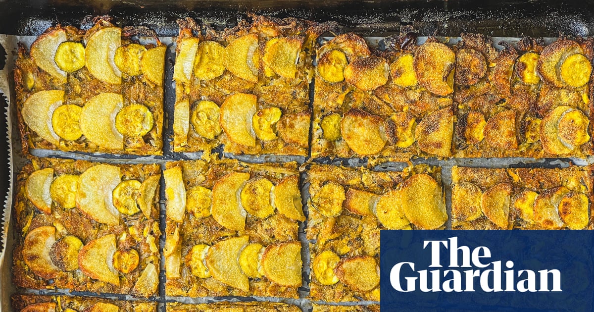Transforme um excesso de abobrinhas em um lanche mais crocante para a noite da pizza | Comida