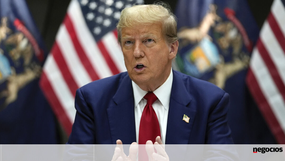 Trump Anúncia ACORDO Comercial com Japão. Tarifas Fixadas em 15% - Américas