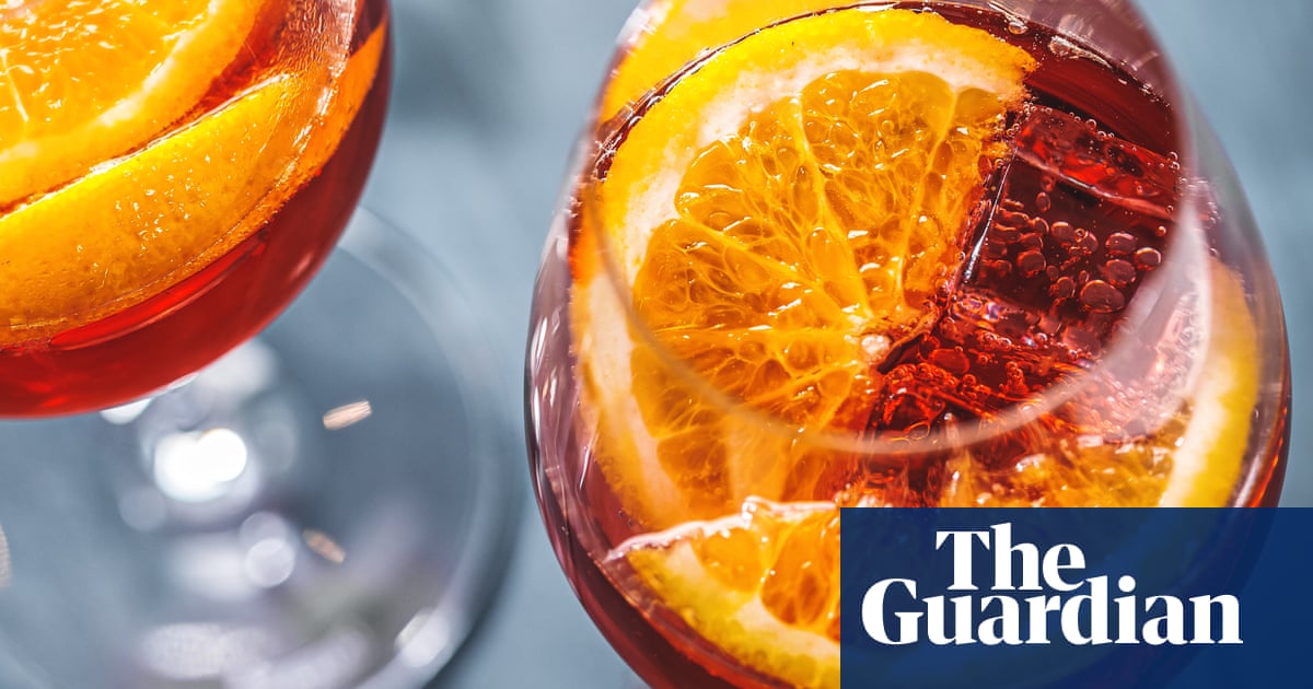 'Um sucesso de verão infalível': 10 alternativas refrescantes ao Aperol Spritz | Comida e bebida de verão