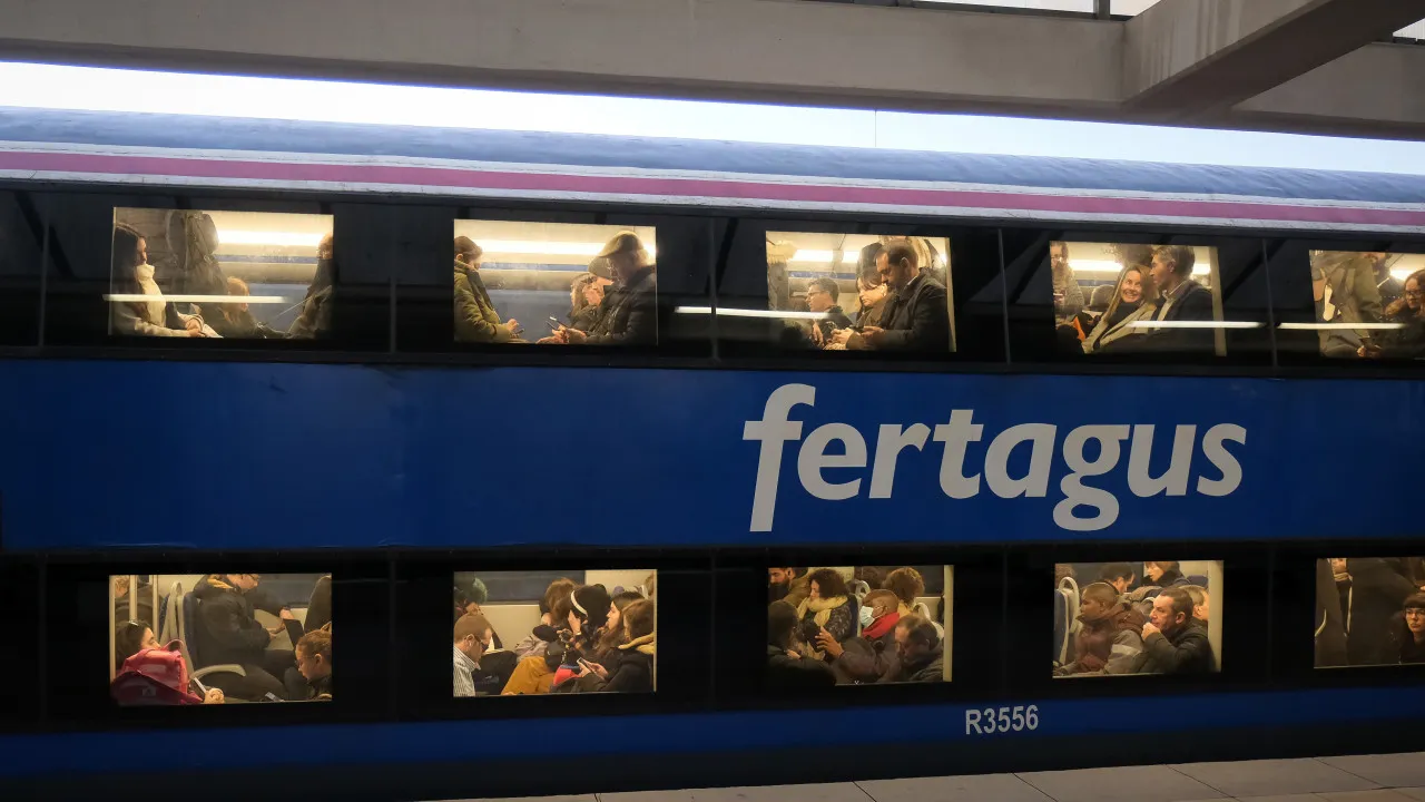 Utentes da Fertagus exigem inspeção aos comboios por independentes