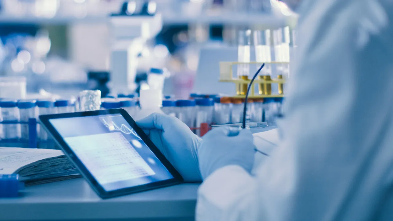 Vírus do herpes pode ser aliado inenesperado sem tratamento do cancro