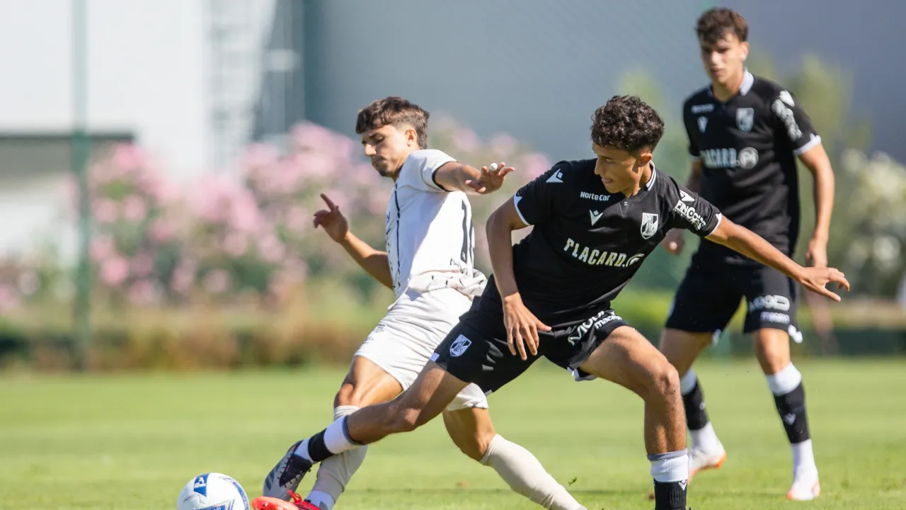 Vitória Recorrer a Reviravolta E Bate Portimonense Com Golos de Reforçoos